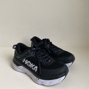 Hoka One One Bondi 7 Shoes in Black/White Women's 7 wide